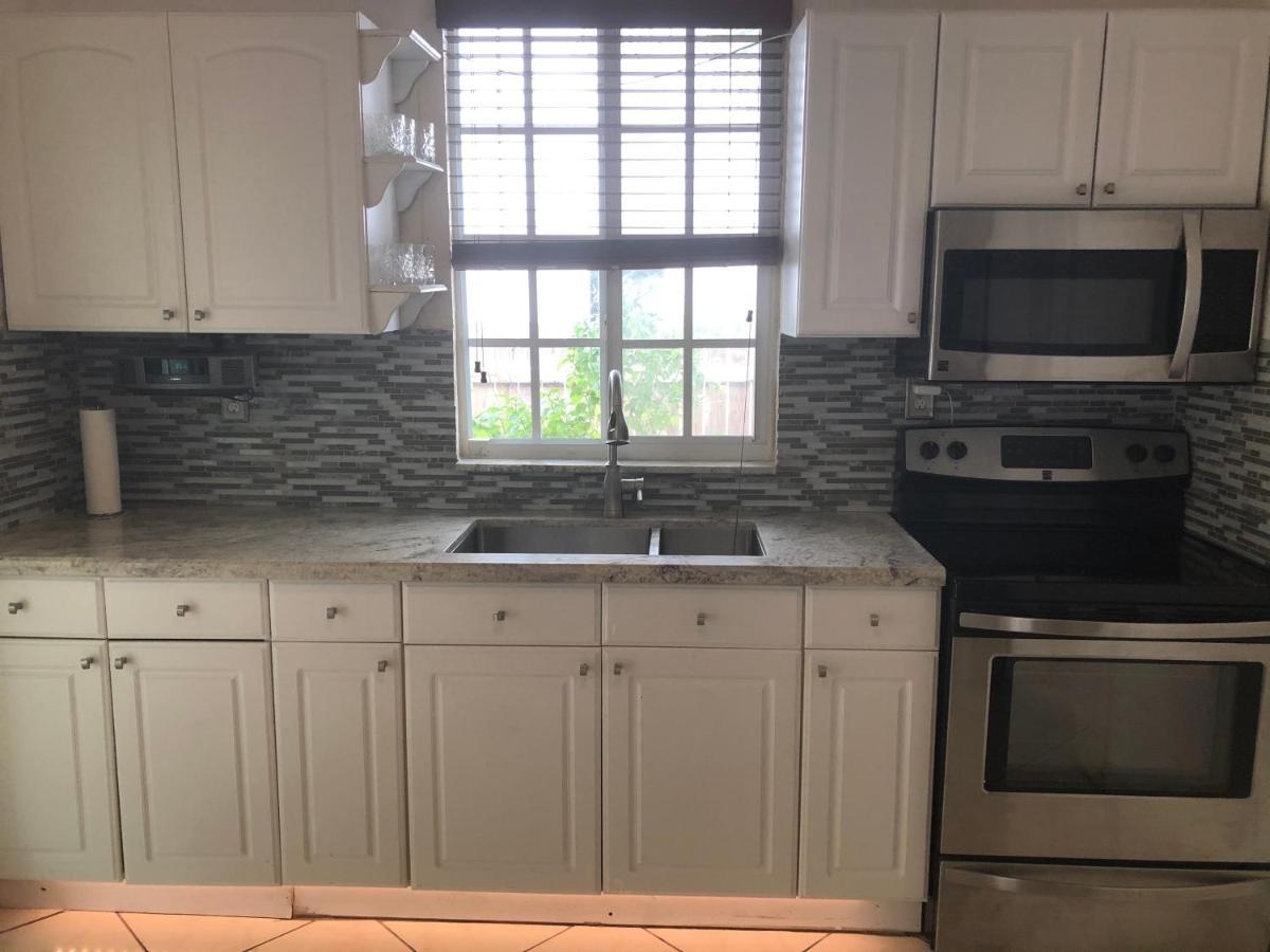 Private Suite Next To Calle Ocho Маями Екстериор снимка