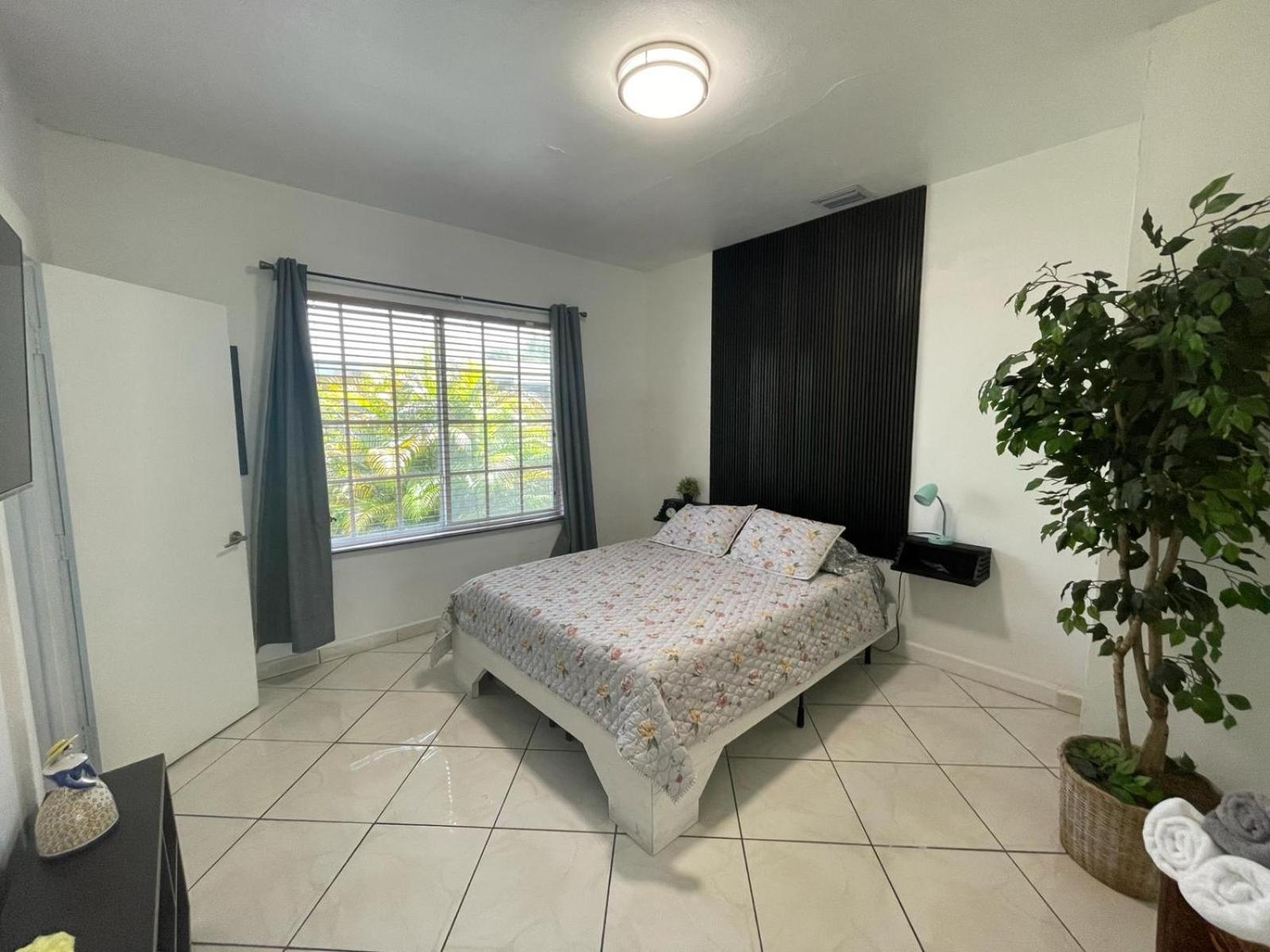 Private Suite Next To Calle Ocho Маями Екстериор снимка
